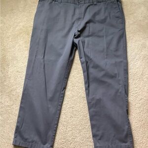 Amazon Essentials Gray Chinos Classic Tailored Fit